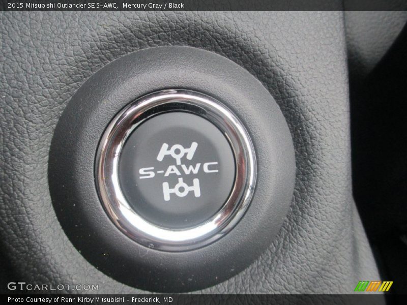 Mercury Gray / Black 2015 Mitsubishi Outlander SE S-AWC