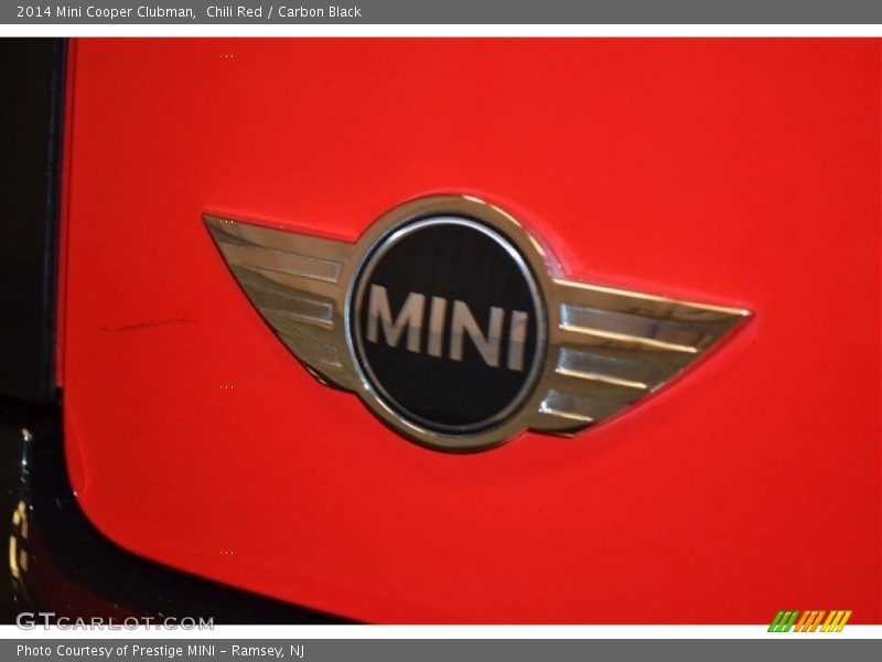 Chili Red / Carbon Black 2014 Mini Cooper Clubman