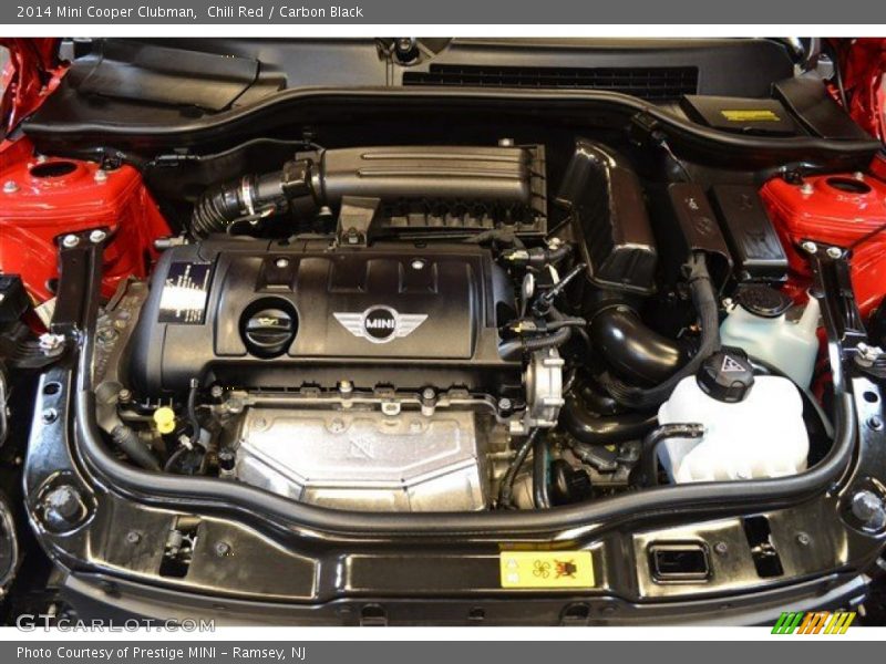 Chili Red / Carbon Black 2014 Mini Cooper Clubman