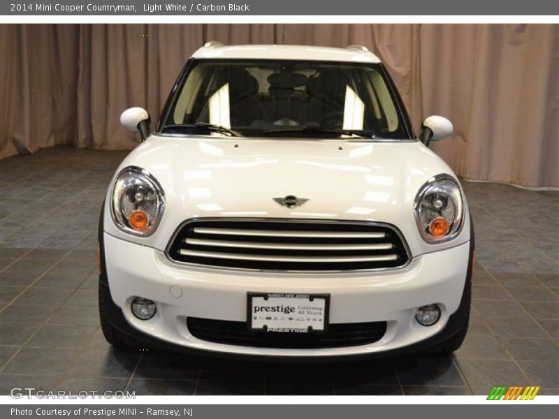 Light White / Carbon Black 2014 Mini Cooper Countryman