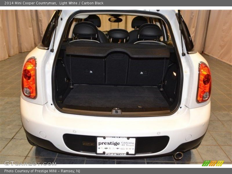 Light White / Carbon Black 2014 Mini Cooper Countryman