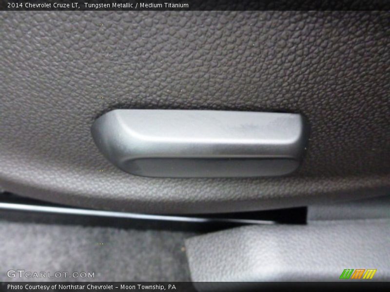 Tungsten Metallic / Medium Titanium 2014 Chevrolet Cruze LT