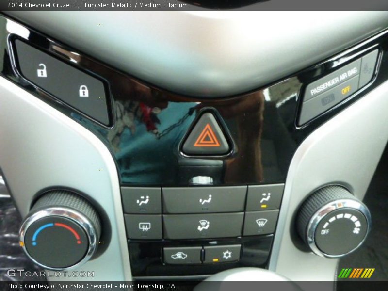 Tungsten Metallic / Medium Titanium 2014 Chevrolet Cruze LT