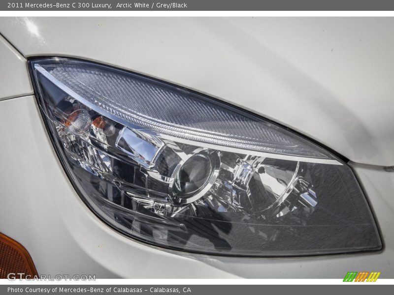 Arctic White / Grey/Black 2011 Mercedes-Benz C 300 Luxury