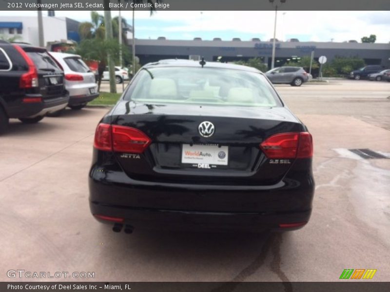 Black / Cornsilk Beige 2012 Volkswagen Jetta SEL Sedan