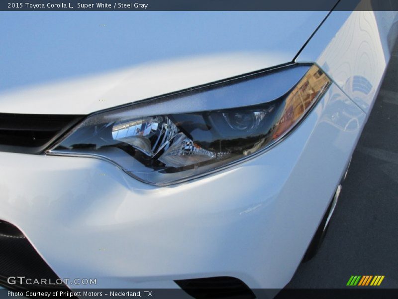 Super White / Steel Gray 2015 Toyota Corolla L