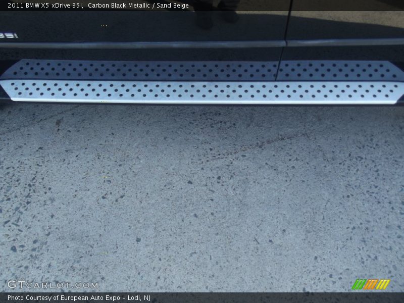 Carbon Black Metallic / Sand Beige 2011 BMW X5 xDrive 35i