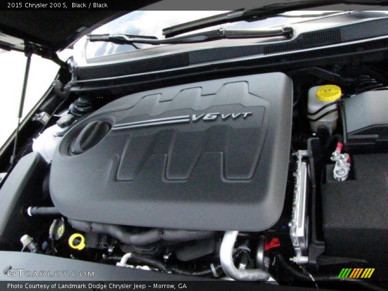 Black / Black 2015 Chrysler 200 S