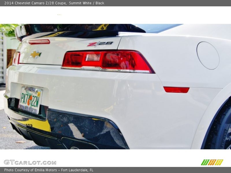 Summit White / Black 2014 Chevrolet Camaro Z/28 Coupe