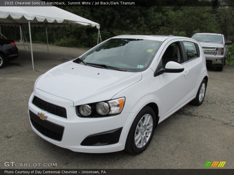 Front 3/4 View of 2015 Sonic LT Hatchback