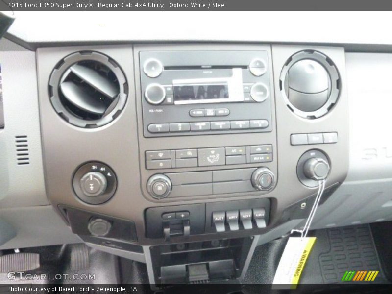 Oxford White / Steel 2015 Ford F350 Super Duty XL Regular Cab 4x4 Utility