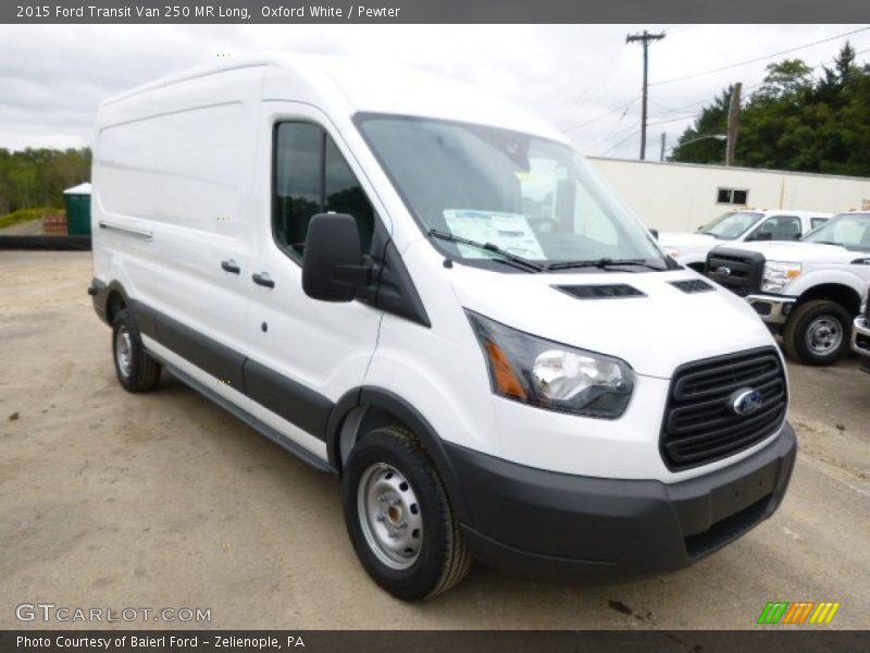 Front 3/4 View of 2015 Transit Van 250 MR Long