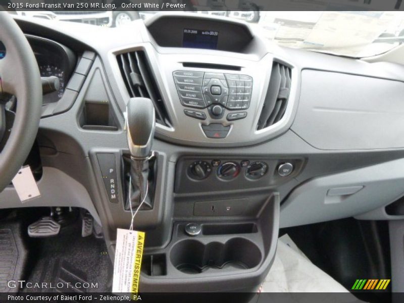 Controls of 2015 Transit Van 250 MR Long