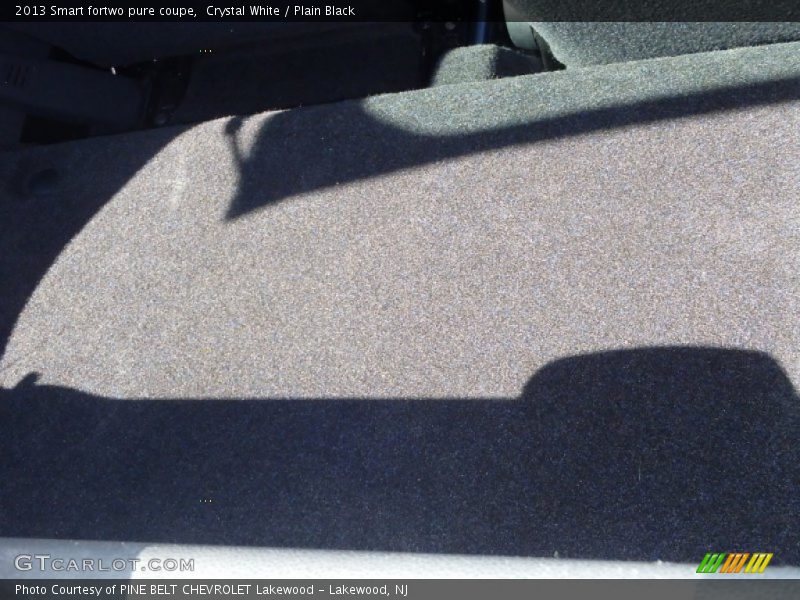 Crystal White / Plain Black 2013 Smart fortwo pure coupe