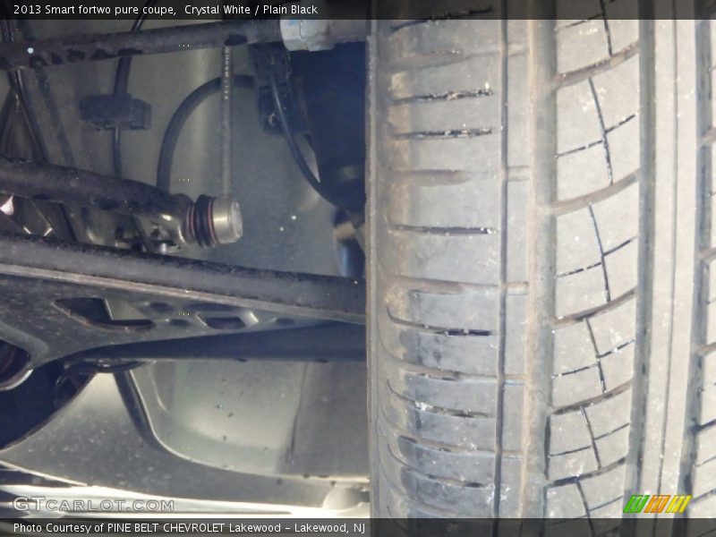 Crystal White / Plain Black 2013 Smart fortwo pure coupe
