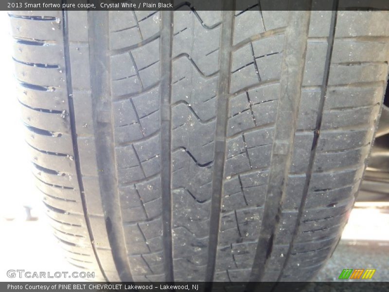 Crystal White / Plain Black 2013 Smart fortwo pure coupe