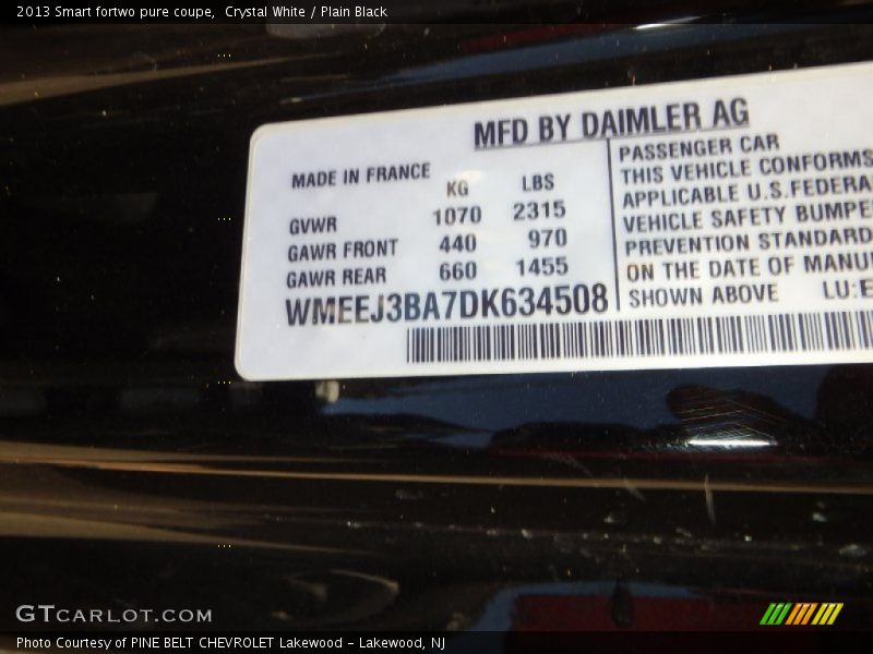 Crystal White / Plain Black 2013 Smart fortwo pure coupe