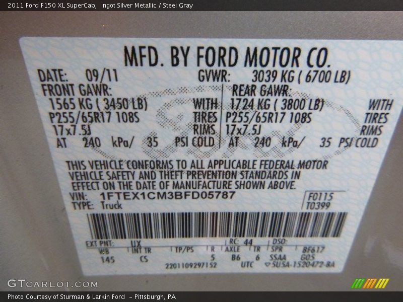 Ingot Silver Metallic / Steel Gray 2011 Ford F150 XL SuperCab