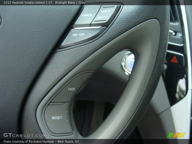 Midnight Black / Gray 2013 Hyundai Sonata Limited 2.0T