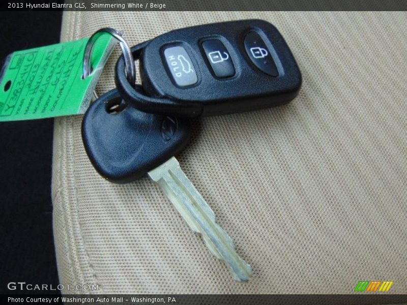 Shimmering White / Beige 2013 Hyundai Elantra GLS