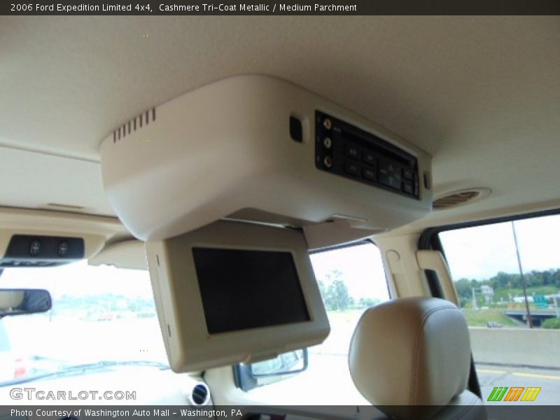 Cashmere Tri-Coat Metallic / Medium Parchment 2006 Ford Expedition Limited 4x4