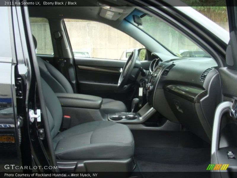 Ebony Black / Black 2011 Kia Sorento LX