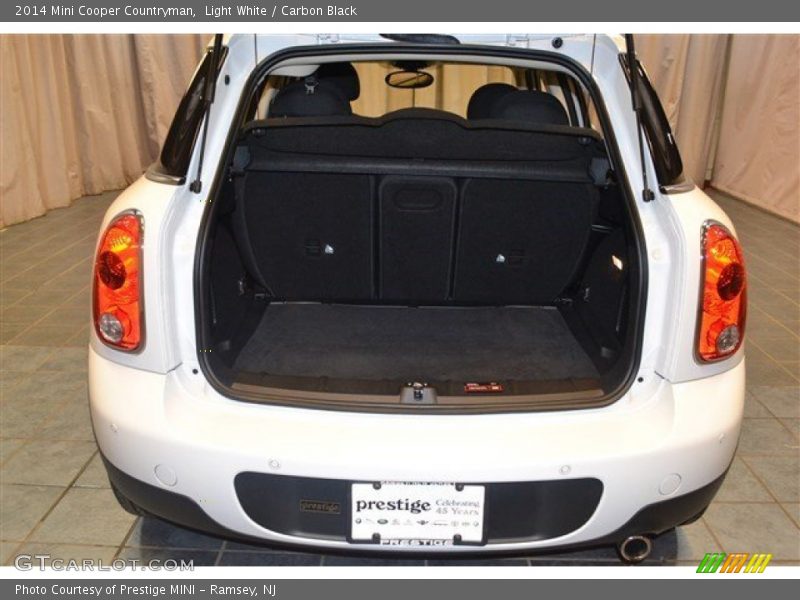 Light White / Carbon Black 2014 Mini Cooper Countryman