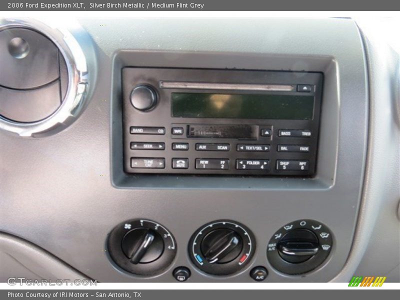 Silver Birch Metallic / Medium Flint Grey 2006 Ford Expedition XLT