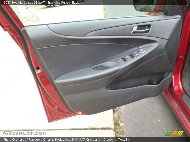 Sparkling Ruby / Black 2013 Hyundai Sonata SE 2.0T