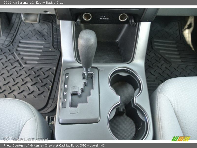 Ebony Black / Gray 2011 Kia Sorento LX
