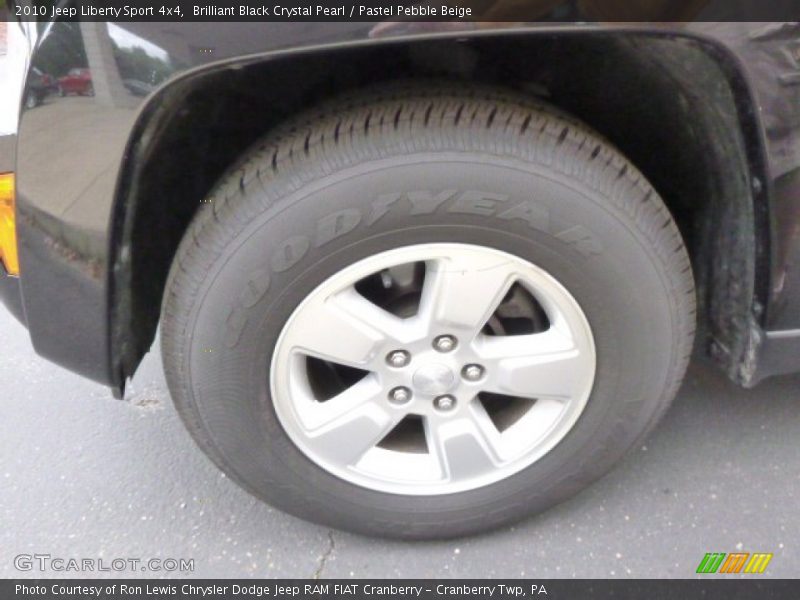 Brilliant Black Crystal Pearl / Pastel Pebble Beige 2010 Jeep Liberty Sport 4x4
