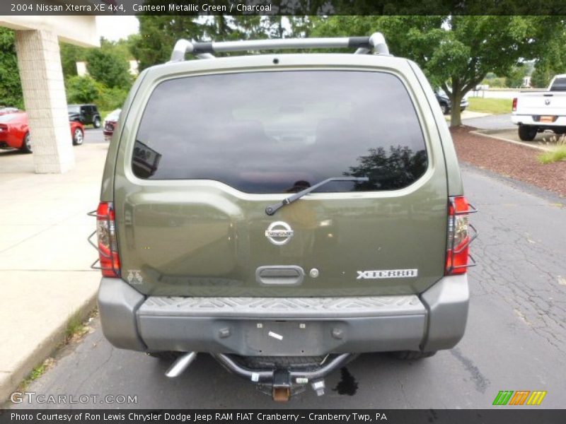 Canteen Metallic Green / Charcoal 2004 Nissan Xterra XE 4x4