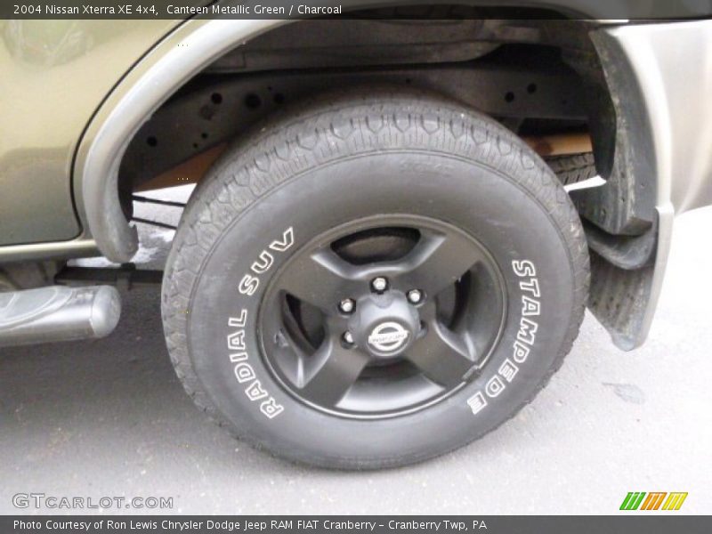 Canteen Metallic Green / Charcoal 2004 Nissan Xterra XE 4x4
