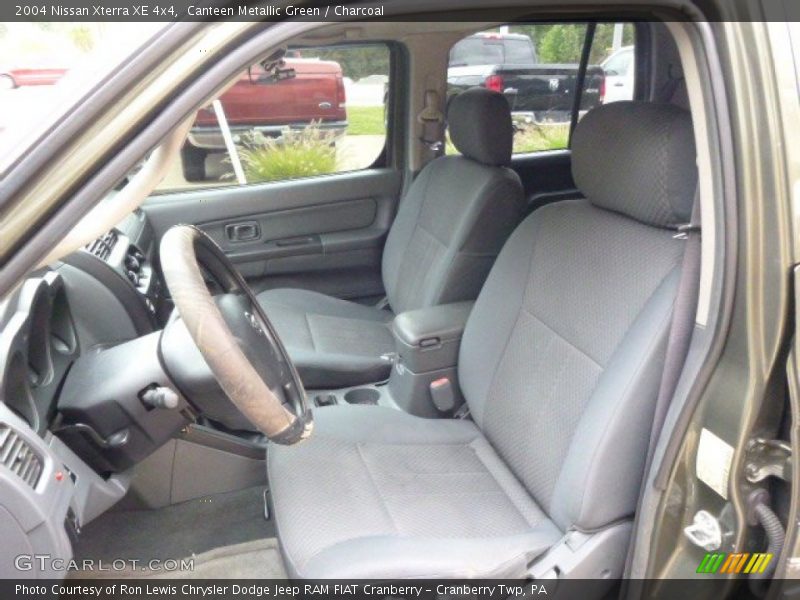 Canteen Metallic Green / Charcoal 2004 Nissan Xterra XE 4x4