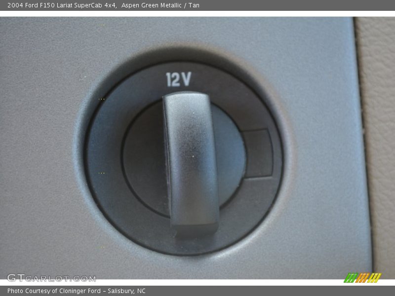 Aspen Green Metallic / Tan 2004 Ford F150 Lariat SuperCab 4x4