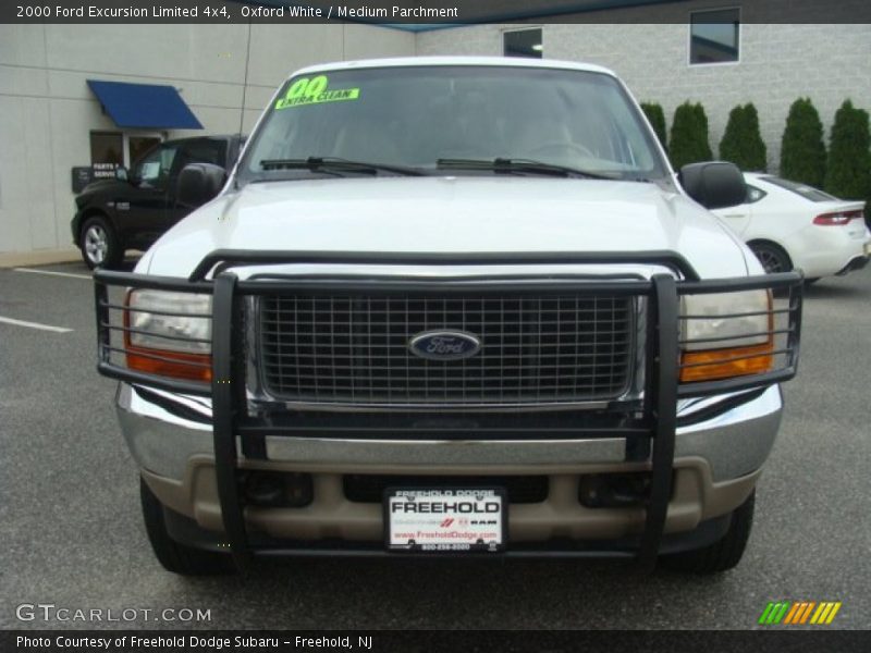 Oxford White / Medium Parchment 2000 Ford Excursion Limited 4x4