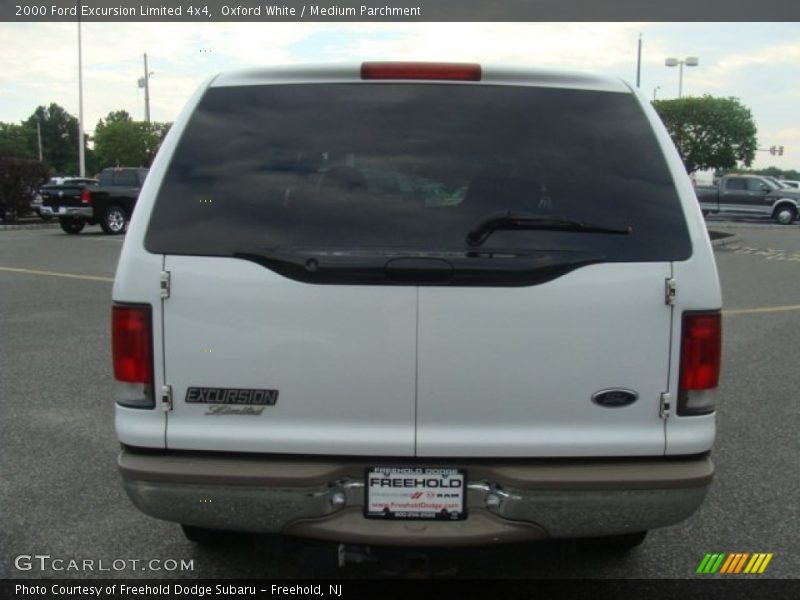 Oxford White / Medium Parchment 2000 Ford Excursion Limited 4x4