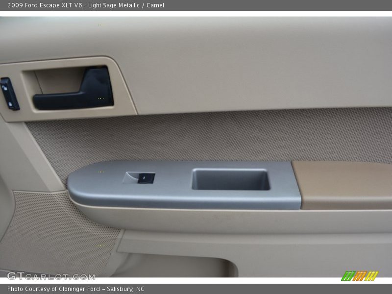 Light Sage Metallic / Camel 2009 Ford Escape XLT V6