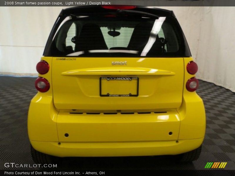 Light Yellow / Design Black 2008 Smart fortwo passion coupe