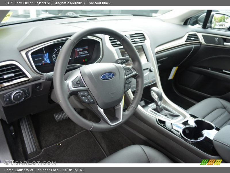 Dashboard of 2015 Fusion Hybrid SE