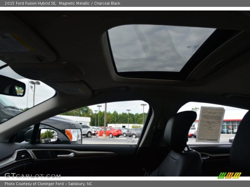 Magnetic Metallic / Charcoal Black 2015 Ford Fusion Hybrid SE
