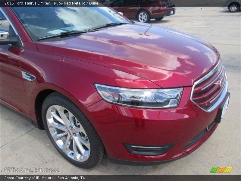 Ruby Red Metallic / Dune 2015 Ford Taurus Limited