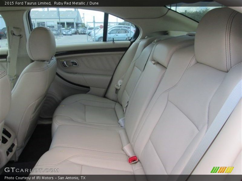 Ruby Red Metallic / Dune 2015 Ford Taurus Limited