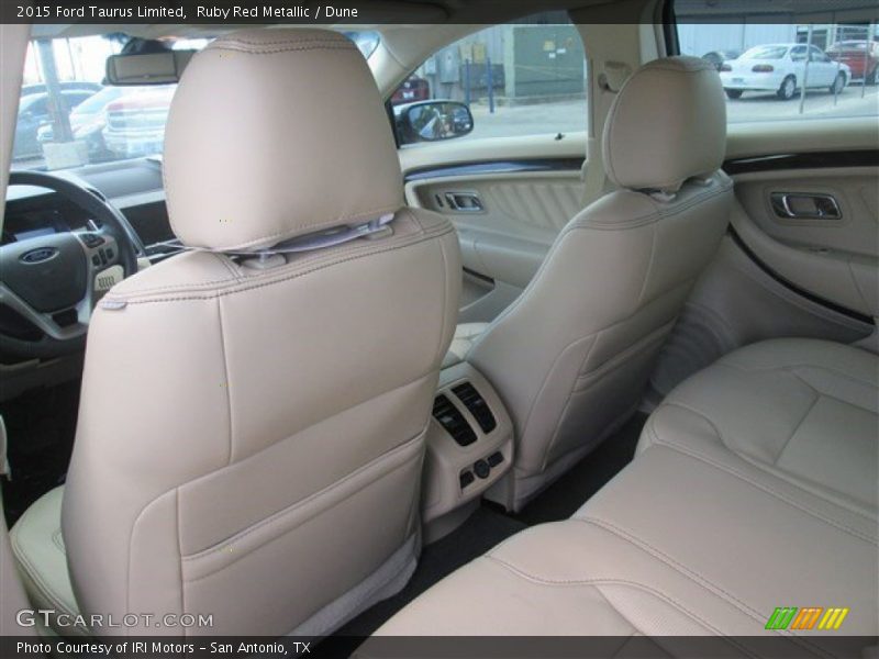 Ruby Red Metallic / Dune 2015 Ford Taurus Limited