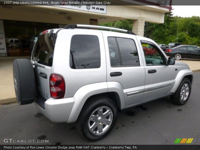 Bright Silver Metallic / Medium Slate Gray 2007 Jeep Liberty Limited 4x4