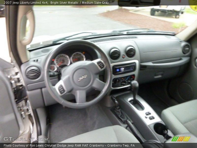 Bright Silver Metallic / Medium Slate Gray 2007 Jeep Liberty Limited 4x4