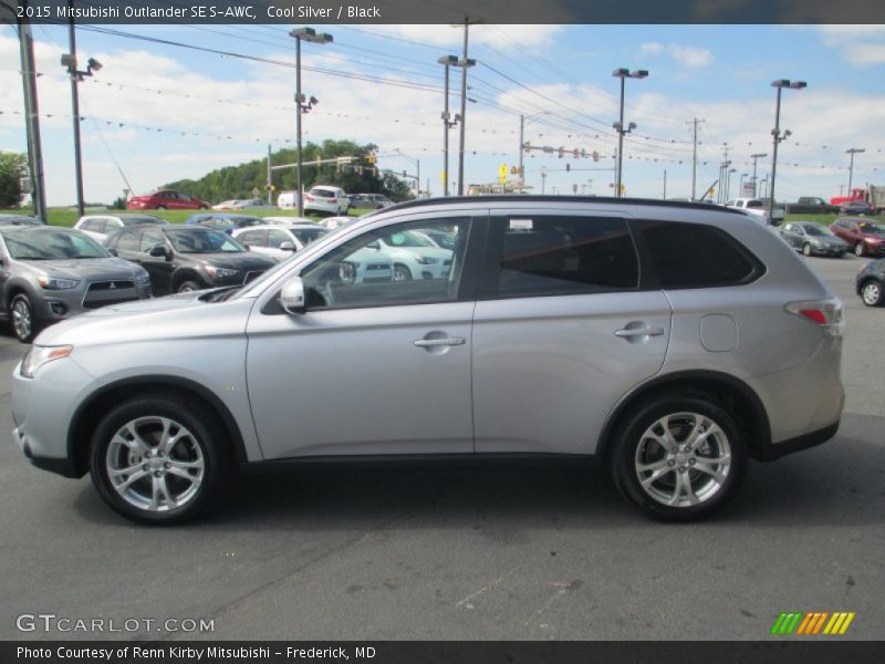 Cool Silver / Black 2015 Mitsubishi Outlander SE S-AWC