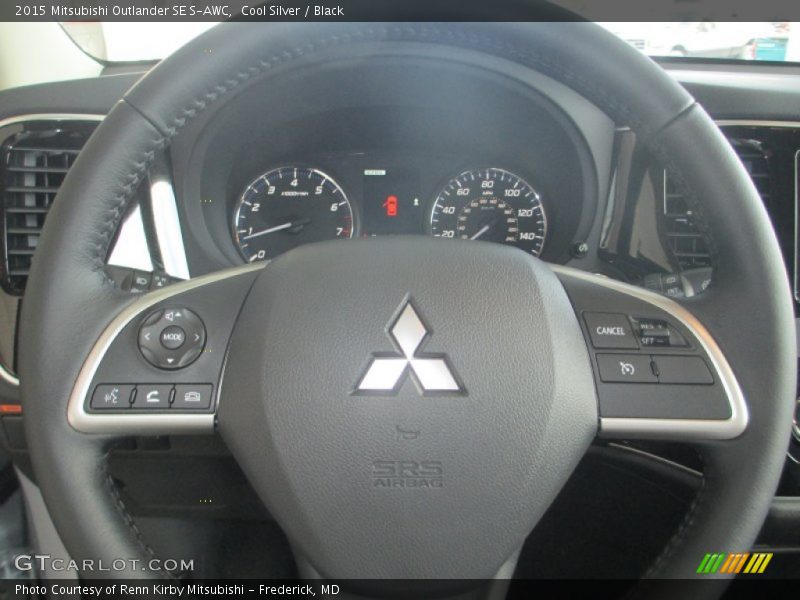 Cool Silver / Black 2015 Mitsubishi Outlander SE S-AWC