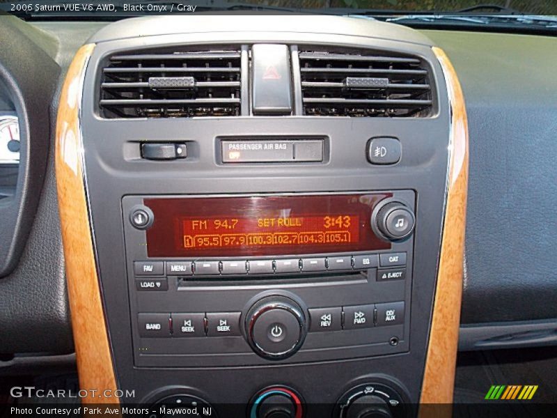 Black Onyx / Gray 2006 Saturn VUE V6 AWD