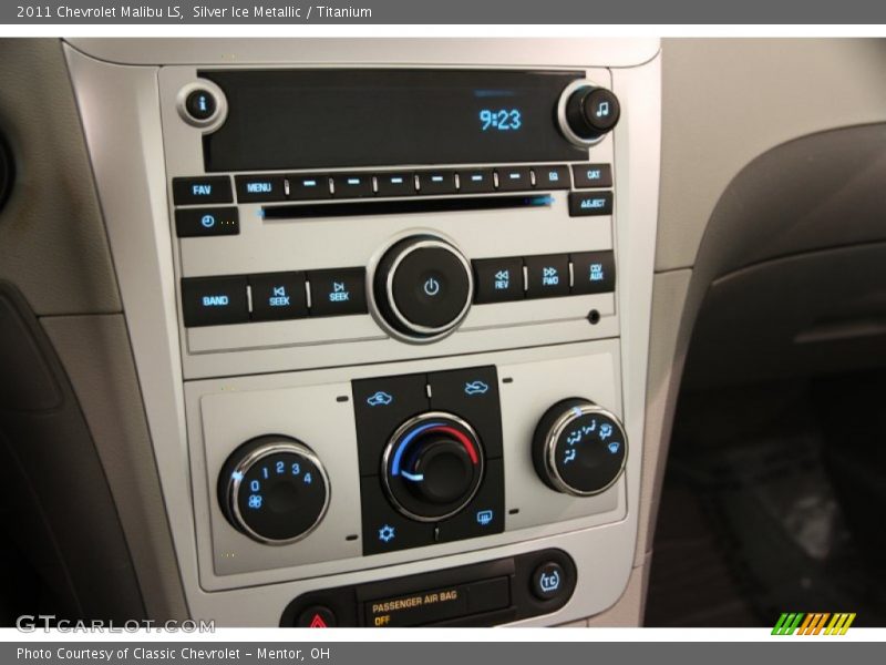 Silver Ice Metallic / Titanium 2011 Chevrolet Malibu LS